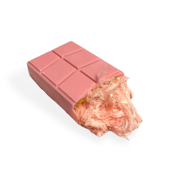 Konak Angel Hair Chocolate - cotton candy wih dried strawberry & pistachio bar